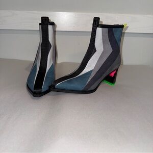 Colorblock Mid-Heel Ankle Boots in Teal, Gray and Black